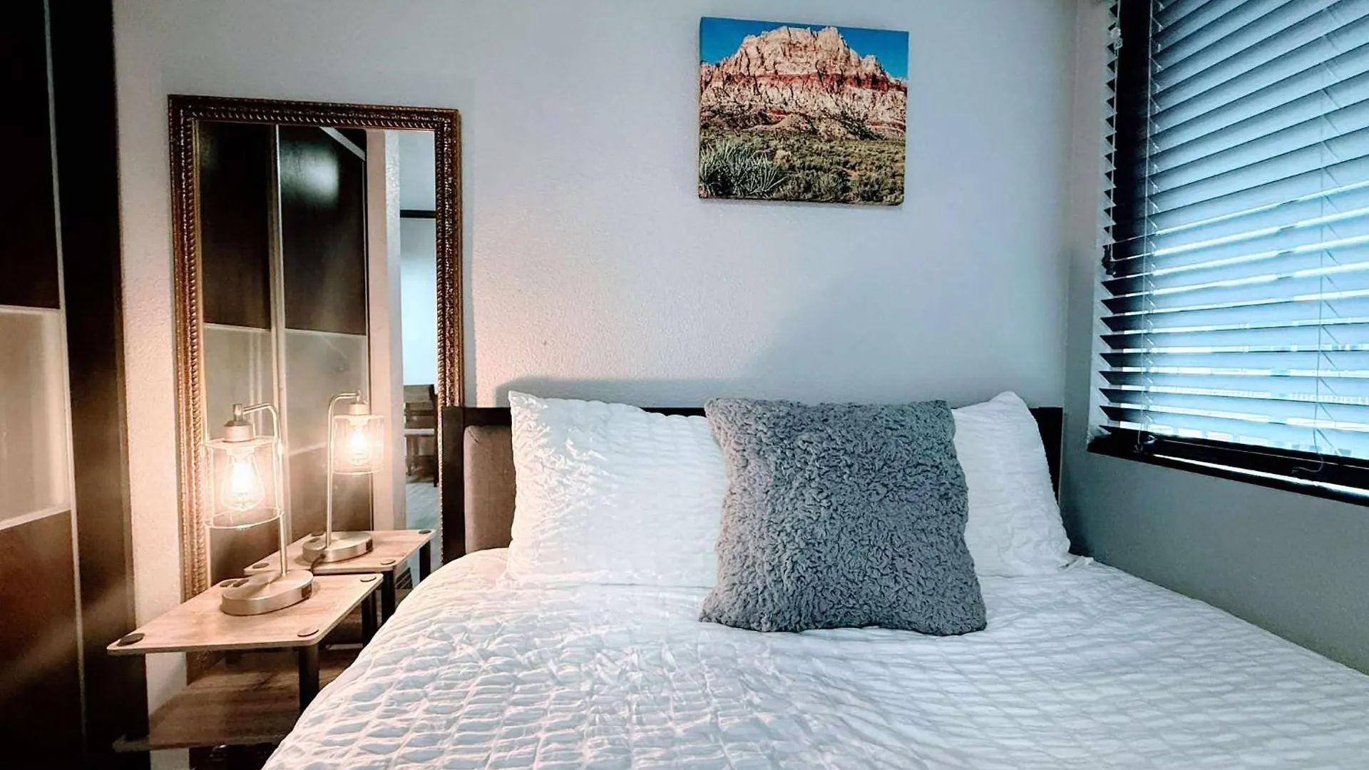 Apartment Modern Condo Near Fremont Street Las Vegas